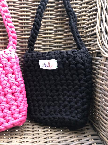 Háčkovaná kabelka, 