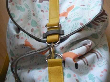 Dievčenský ruksak, 