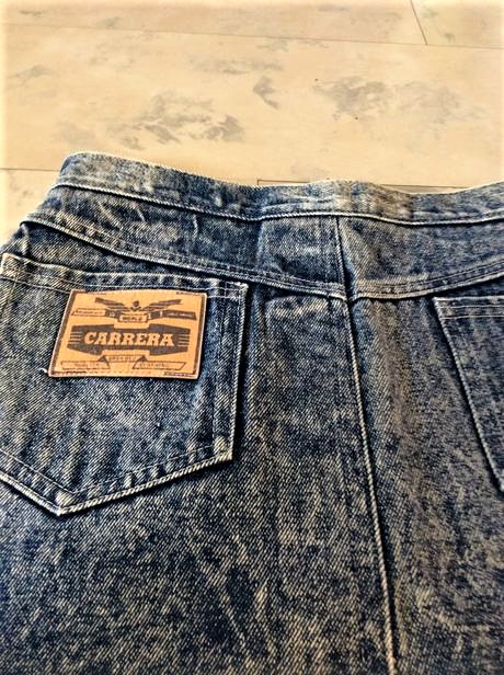 Sukňa s vysokým pásom, s