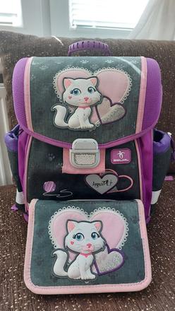 Dievčenská školská taška s peračníkom, 