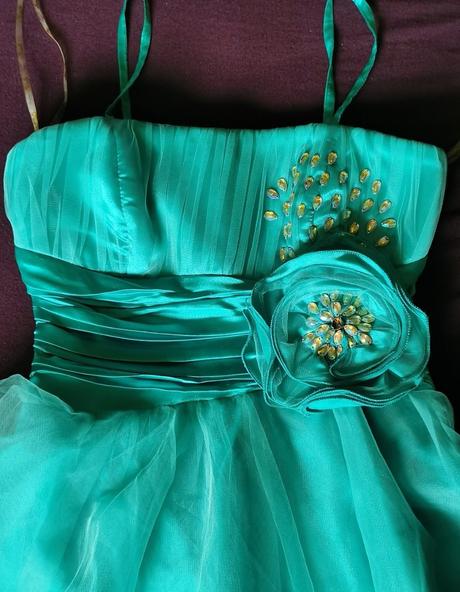 Šaty tyrkysové na venček, m