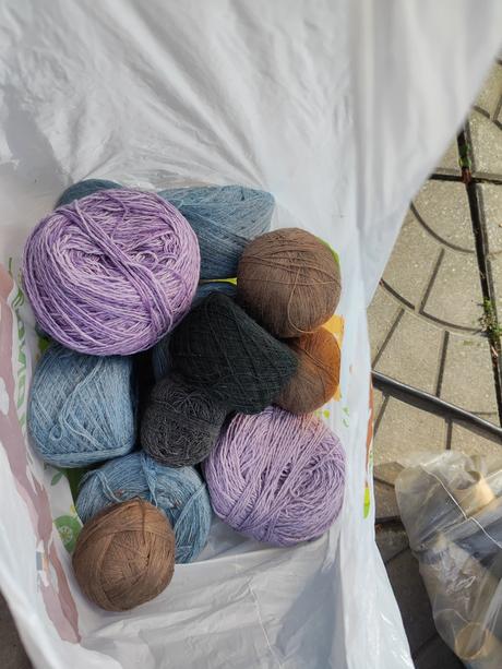 Vlna,priadza, nite...vselico,