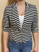 Pásikavé sako, amisu,s