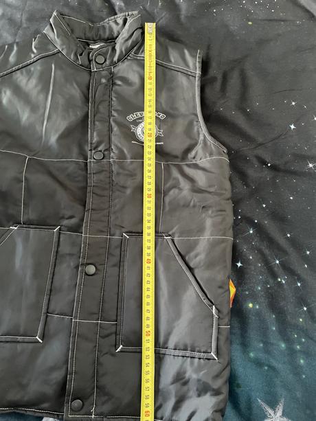 Predam chlapčenskú vestu, 134