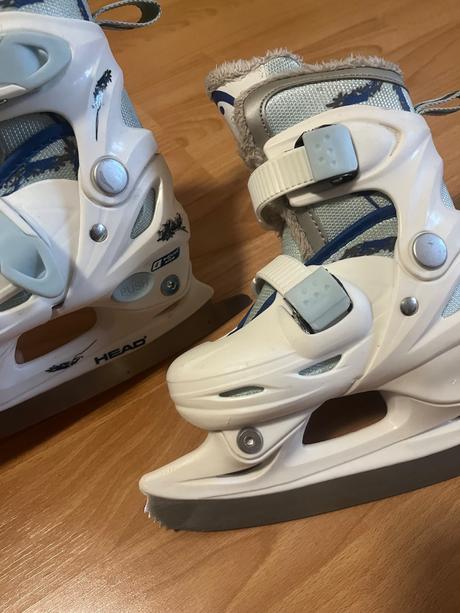 Dievčenské nastaviteľné korčule head, 27