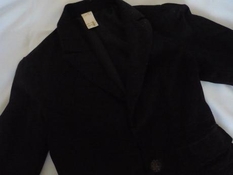 Hrubšie sako zn. bershka, s