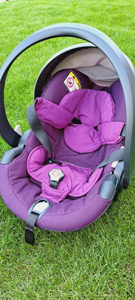 Stokke izi go by besafe + isofix báza izi go, stokke