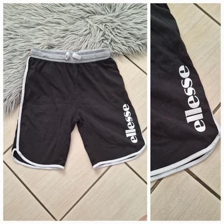 Kratasy ellesse, 146