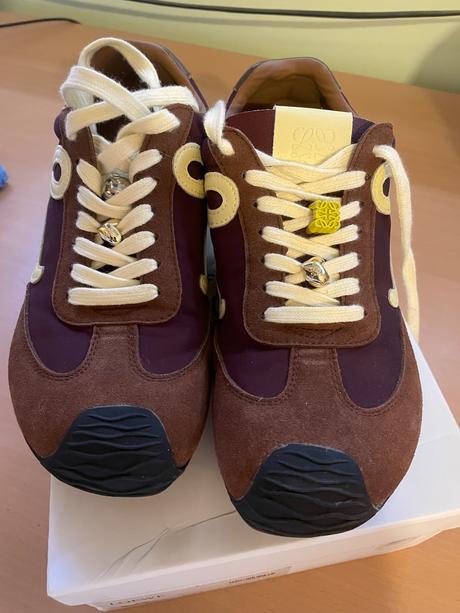 Tenisky loewe, armani,37