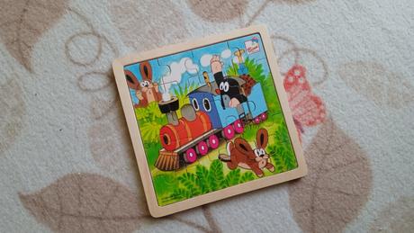 Drevené puzzle krtko,