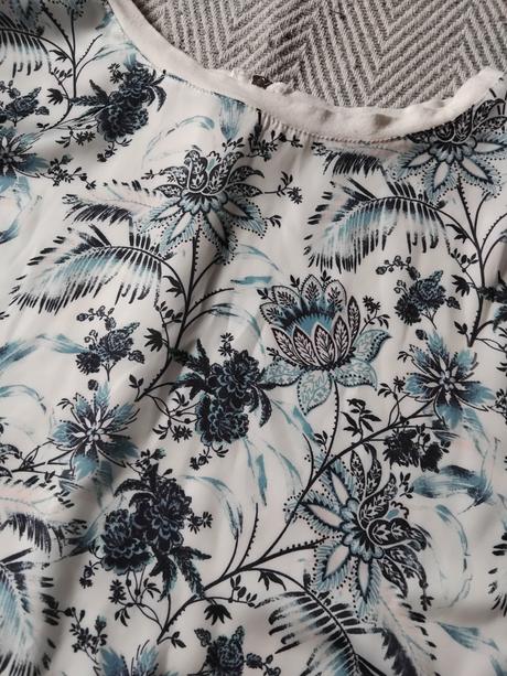 Kvetinove tričko, reserved,m