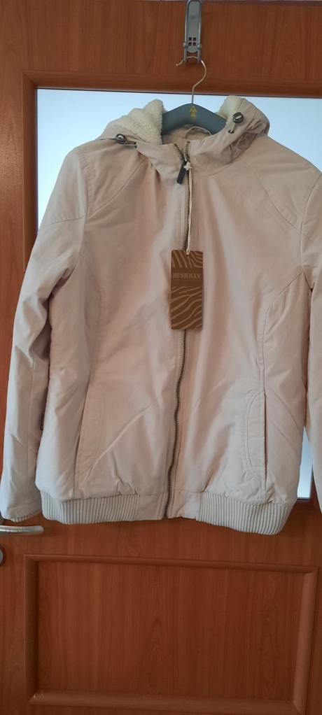 Zimná kvalitná bunda značky buschman, l