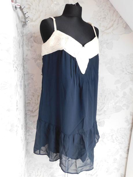 Pekne kvalitne šaty, marks & spencer,40 / 42