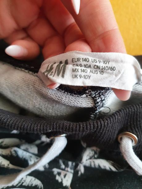 Šortky č.140, h&m,140