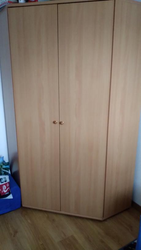 Skriňa rohová buk, 