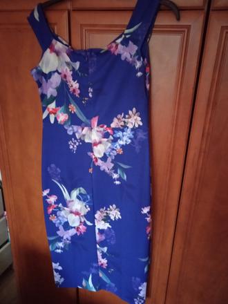 Šaty, lipsy london,44