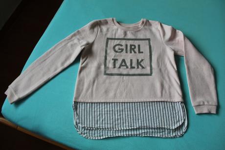 Teplá s blúzkou, c&a,146