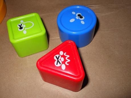 Hrajúci bubienok (tamburína) chicco,