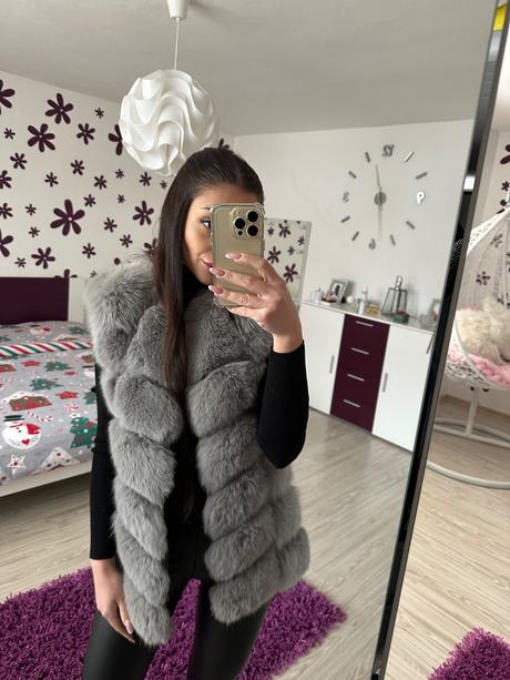 Prava kozusinova vesta, s