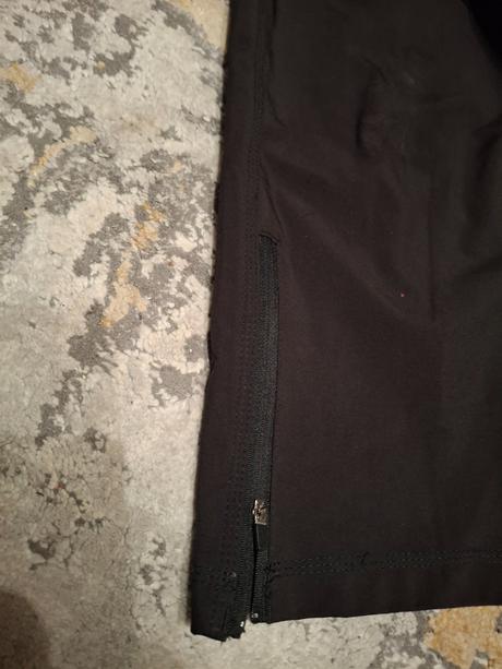 Športové n9hav8ce hokejovej značky easton, 152