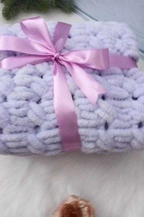 Mäkučká puffy deka pre bábätká fialová, 