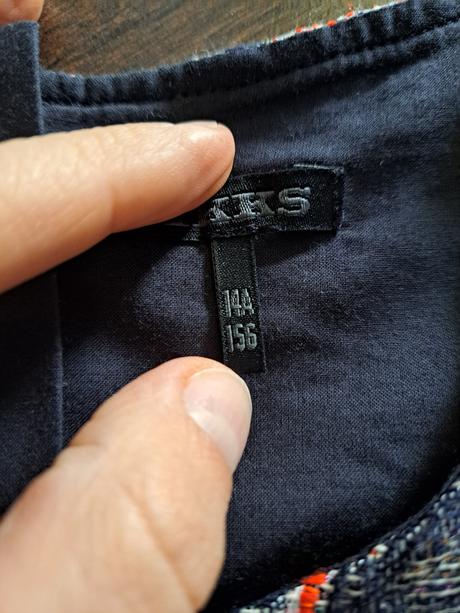 Šaty s plameniakom, 158