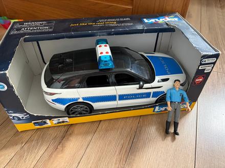 Bruder policajne auto,
