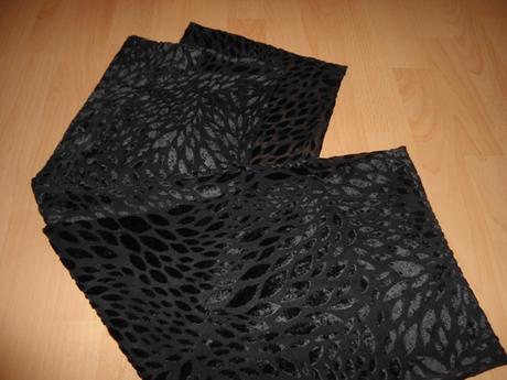 Cierna teplejsia satka, 