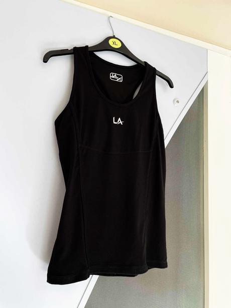 Elastické tielko s všitou podprsenkou, m