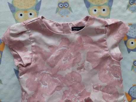 Slávnostné šaty s ružičkami zn.autograph veľ.116 +, 116