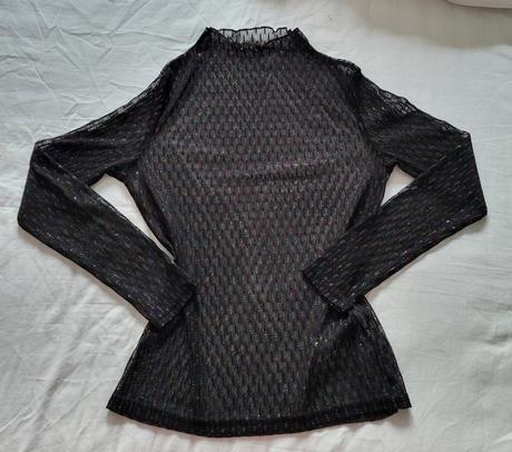 Priesvitný topík, s