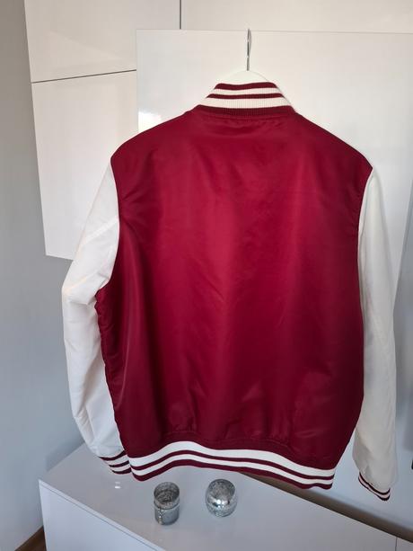 Chlapcenska vetrovka, pull&bear,38