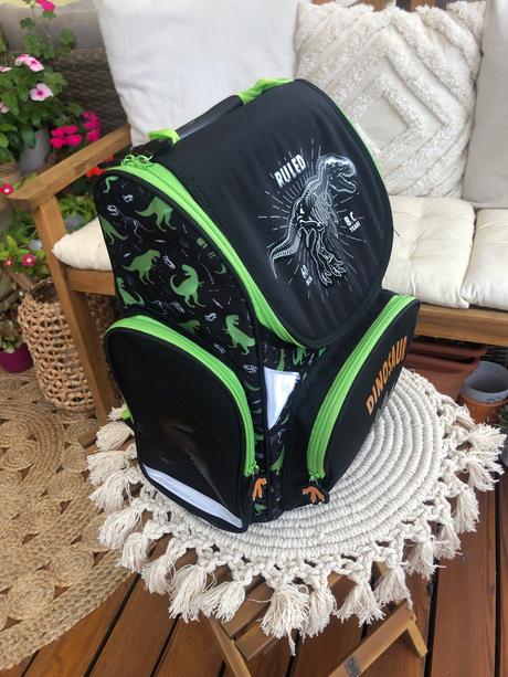 Týždeň použitá školská taška, 