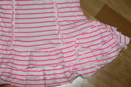 Tunička s neonovymi pružkami, 122