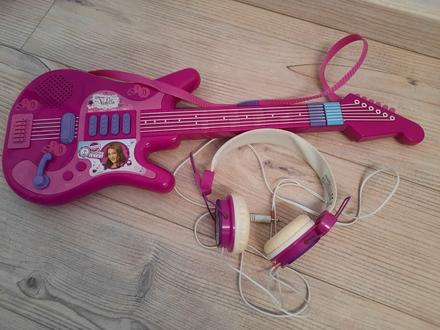 Predám dievčenskú gitaru smoby so sluchádkom,