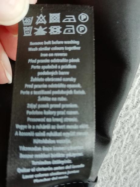 Dámske čierne šaty., f&f,40