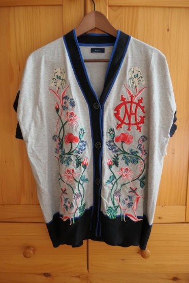 Gant luxusna vysivana krasna, kvalitna vesta l/xl, gant,l