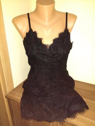 Čipkované šaty top stav na  m, m