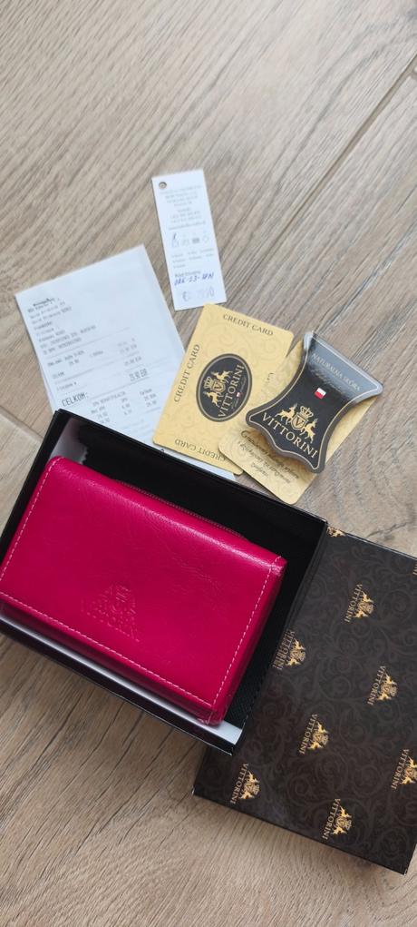 Dámska peňaženka, 
