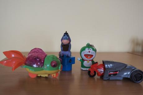 Plastové hračky mix, 