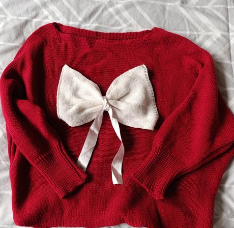 Pulóver s mašľou, s