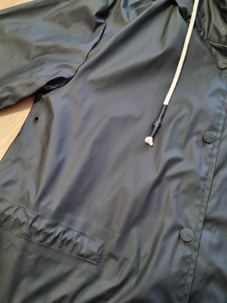 Čierný only pršiplášť, only,s