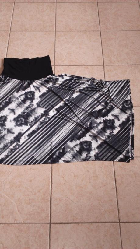 Zaujímavá sukňa, 38