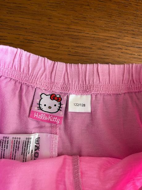 Letné pyžamko hello kitty 122/128, disney,122
