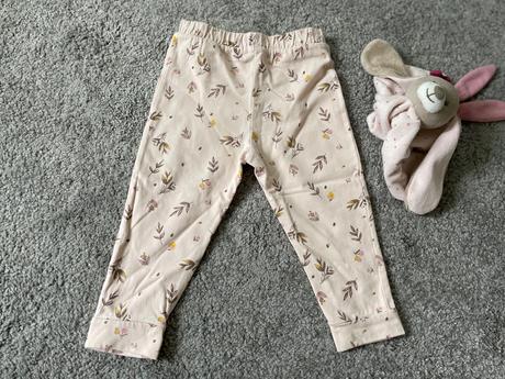 Reserved tepláky 92 kvietky, reserved,92