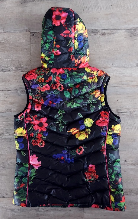 Kvetinová vesta, gate,40