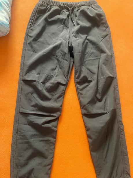 Softshelove nohavice velkost 170/176, 176