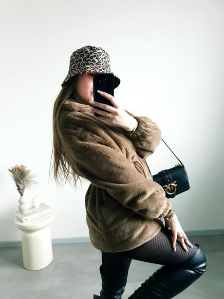 Kožušinová bundička s/m, primark,s