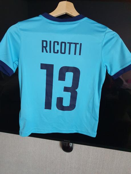 Dres adidas 140, adidas,140