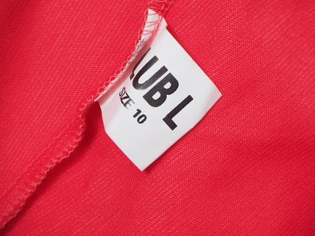 Kvalitné úpletové šaty club l, 38